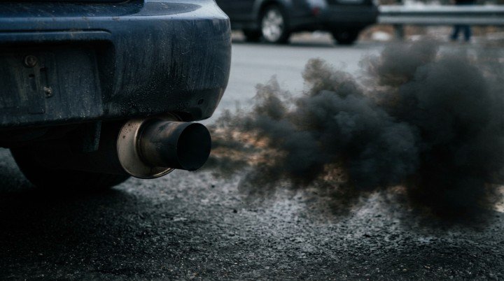 Dark or Black Smoke Comes From the Exhaust
