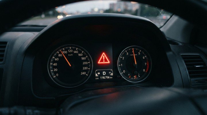 Master Warning Light