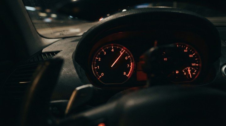 RPM Suddenly Flares Between Shifts