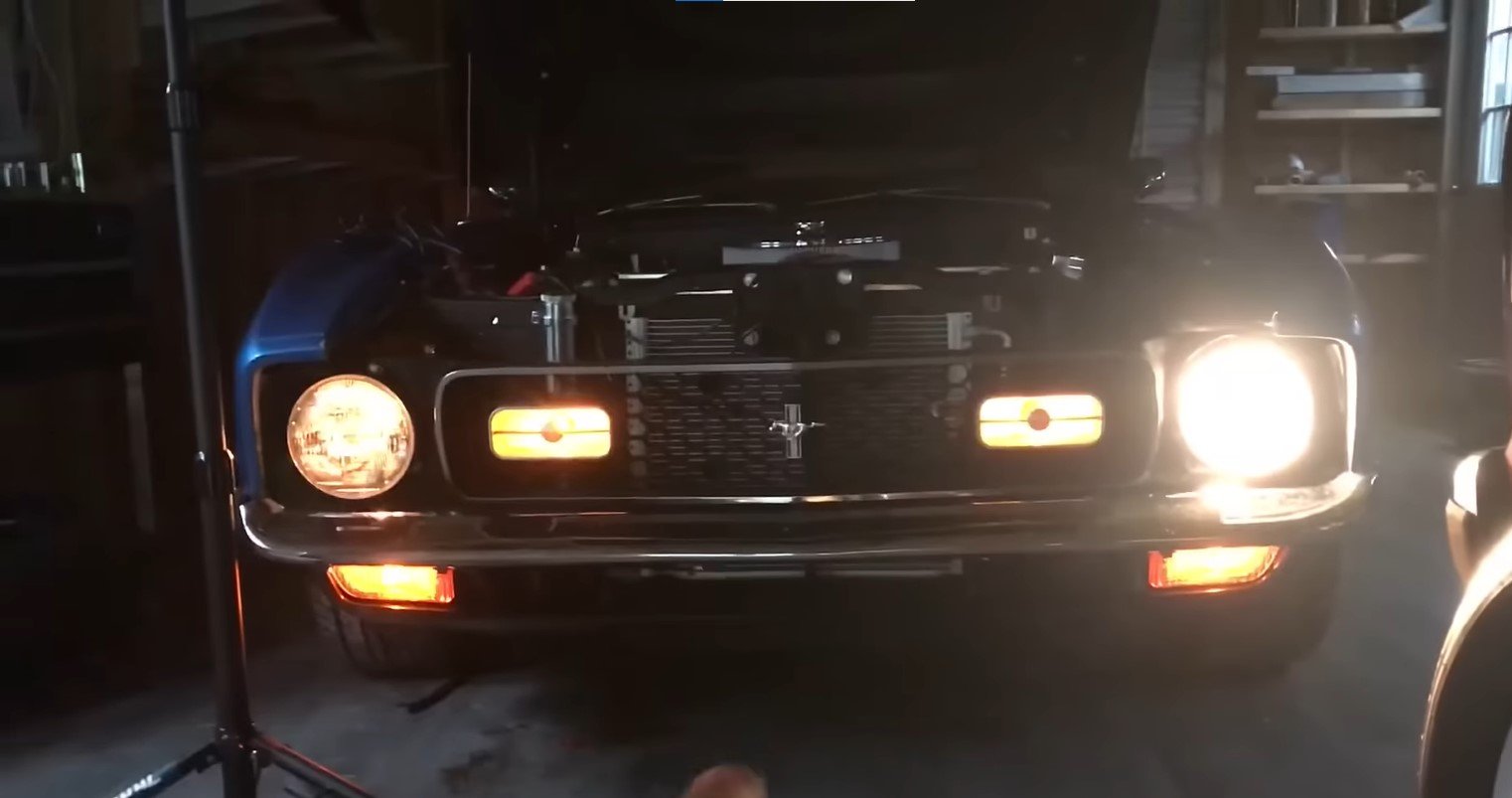 Headlights-and-Interior-Lights-Dim-or-Flicker