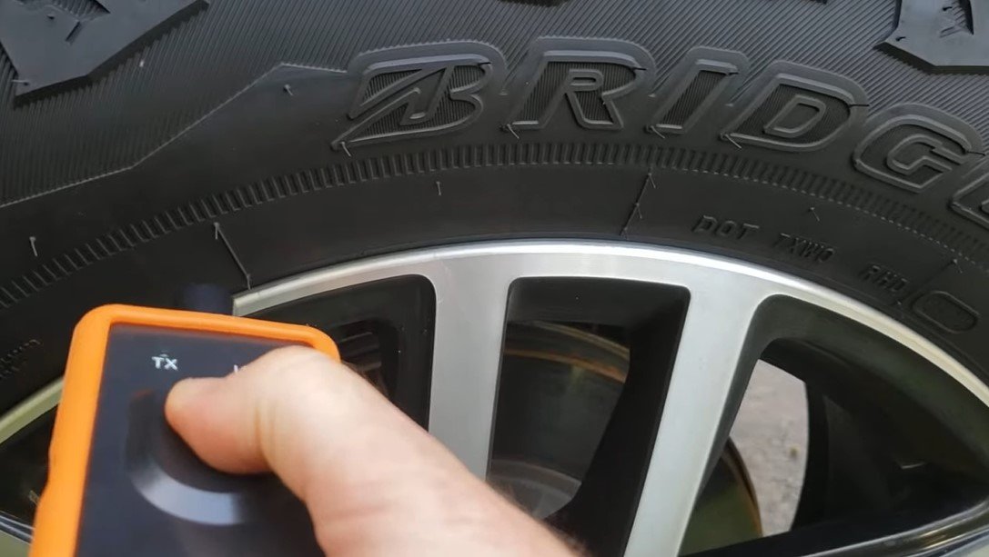 TPMS-Reset-Relearn-or-Calibration-Was-Not-Done