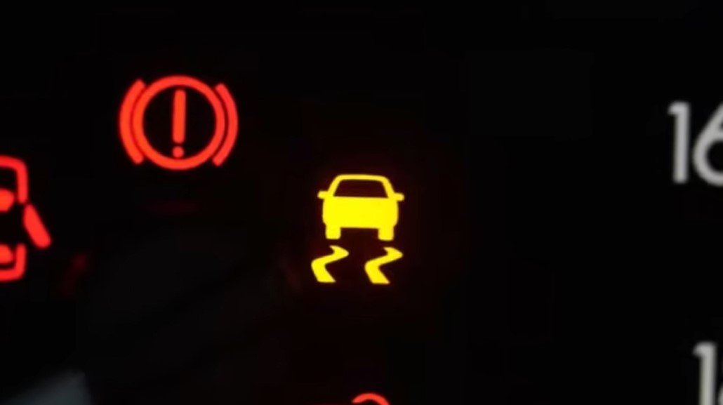 The-ABS-or-Traction-Control-Light-Comes-On