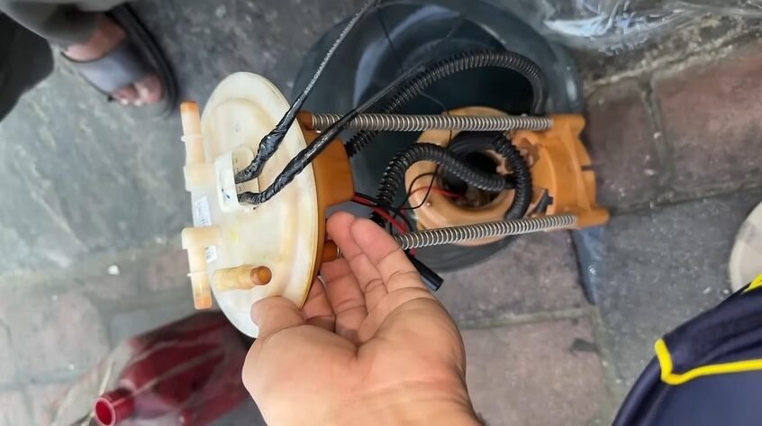 The Fuel Pump or Fuel Filter Cannot Keep Up