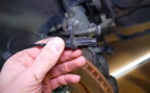 C1222 Code: Wheel Speed Sensor Fault Diagnosis & Fix Guide